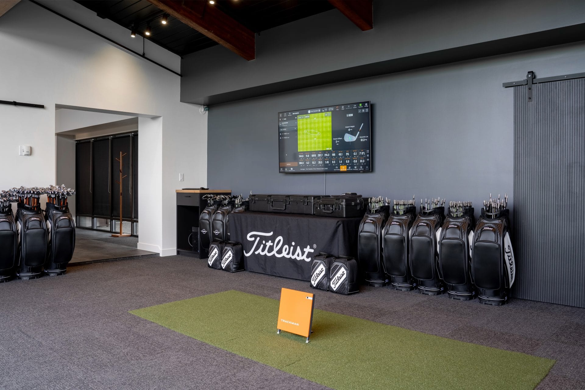 Titleist Regional Fitting Center Trackman
